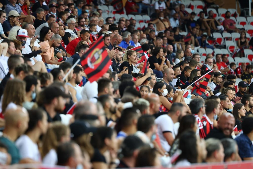 Match Ligue 1 OGC Nice : la ferveur des supporters